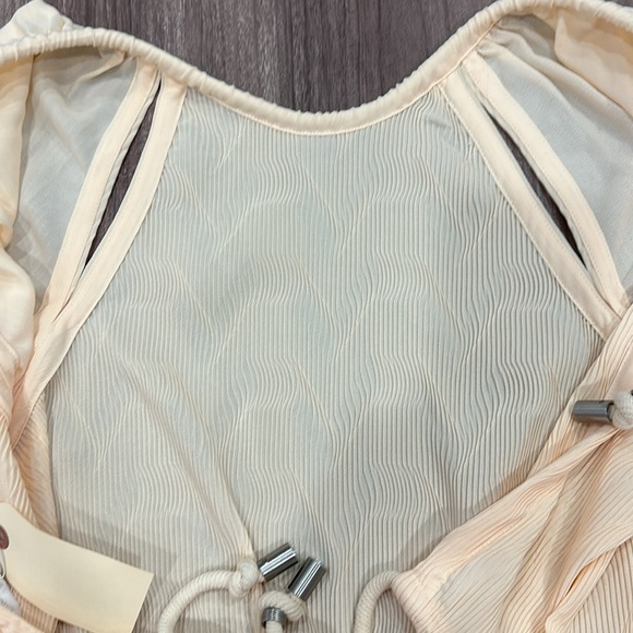 Jonathan Simkhai lady’s blouse - Picture 6 of 6